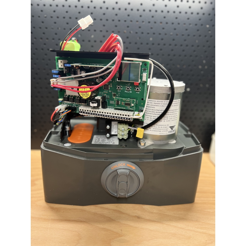 Moteur CARDIN SL1524 SB Automatisme portail — free download